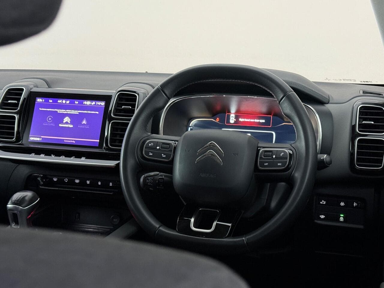 Citroen C5 Aircross thumbnail Steering Wheel