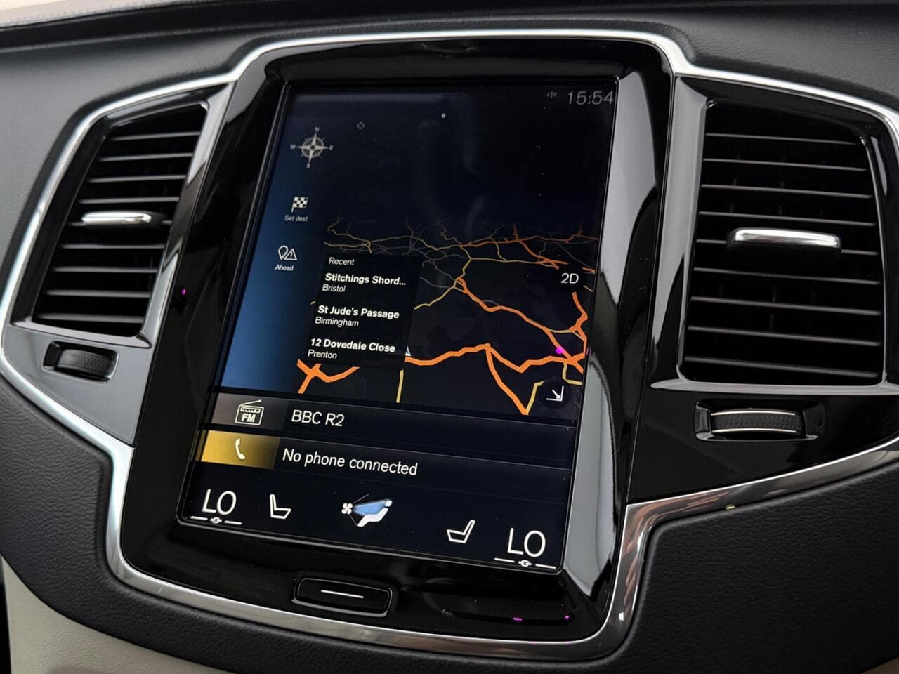 Volvo XC90 thumbnail Infotainment System