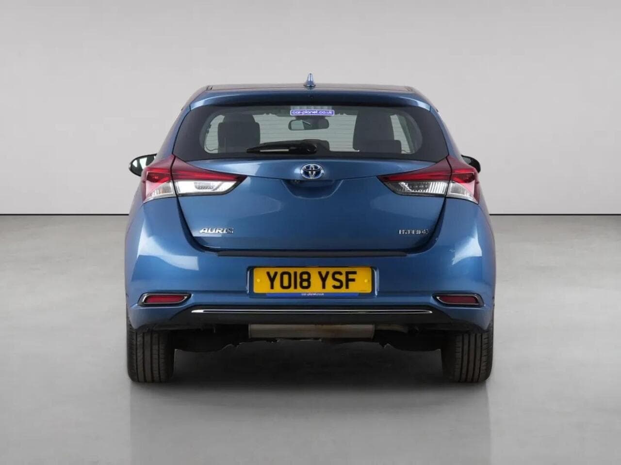 Toyota Auris thumbnail Rear