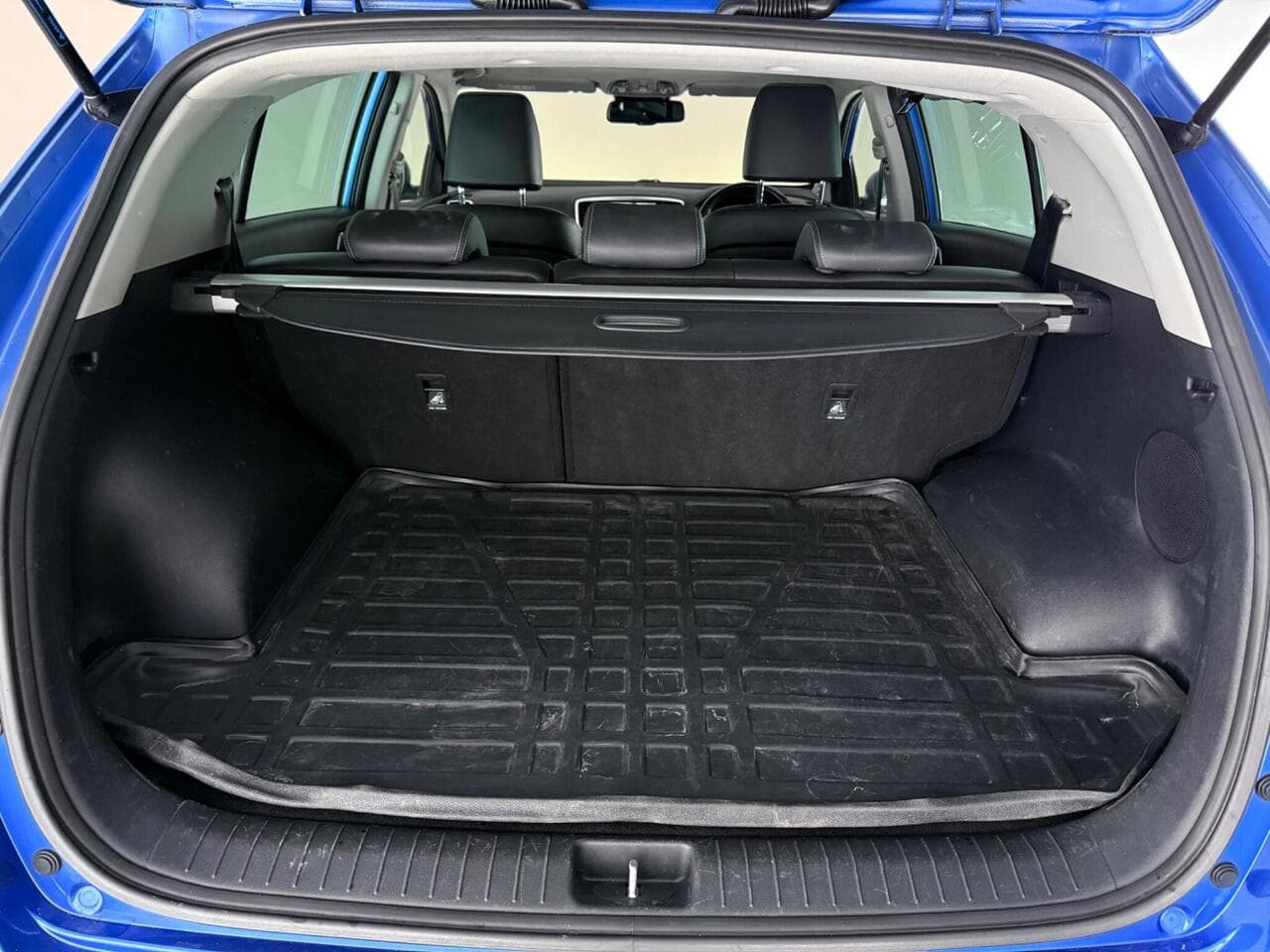 Kia Sportage thumbnail Boot