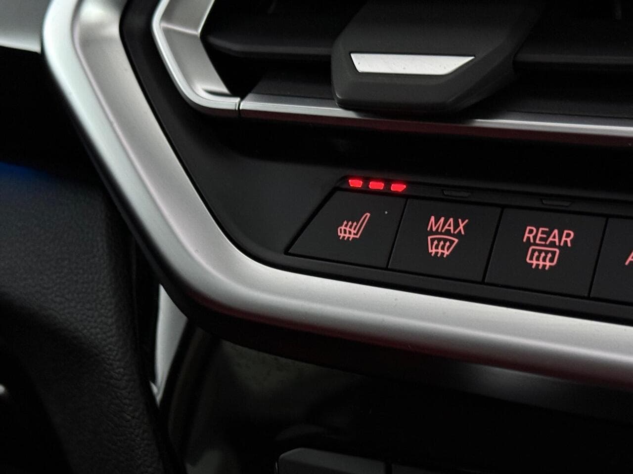 BMW X3 thumbnail Misc Controls