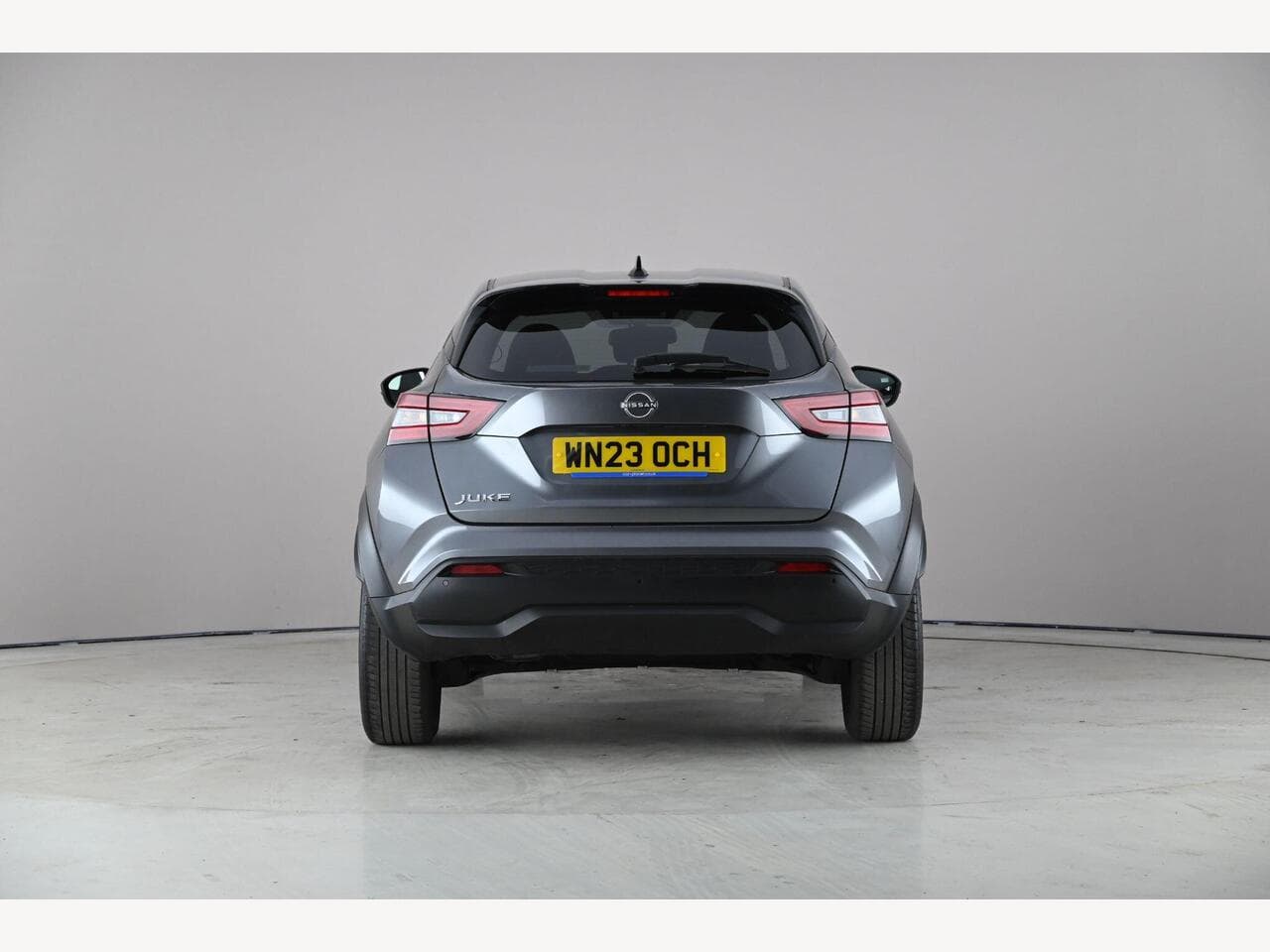 Nissan Juke thumbnail Rear