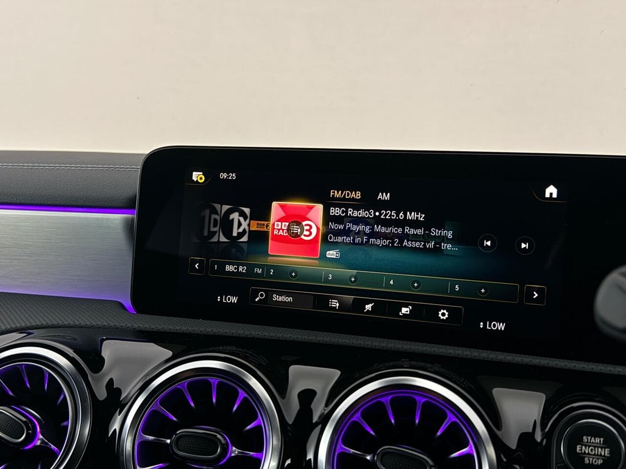 Mercedes-Benz CLA thumbnail Infotainment System