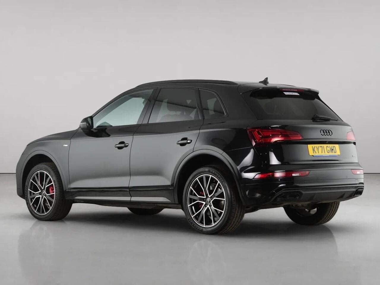 Audi Q5 thumbnail Rear Left