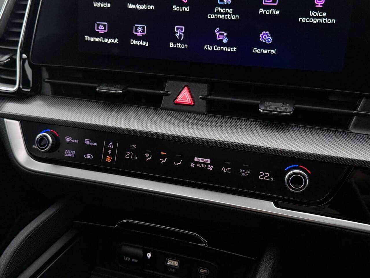Kia Sportage thumbnail Infotainment System