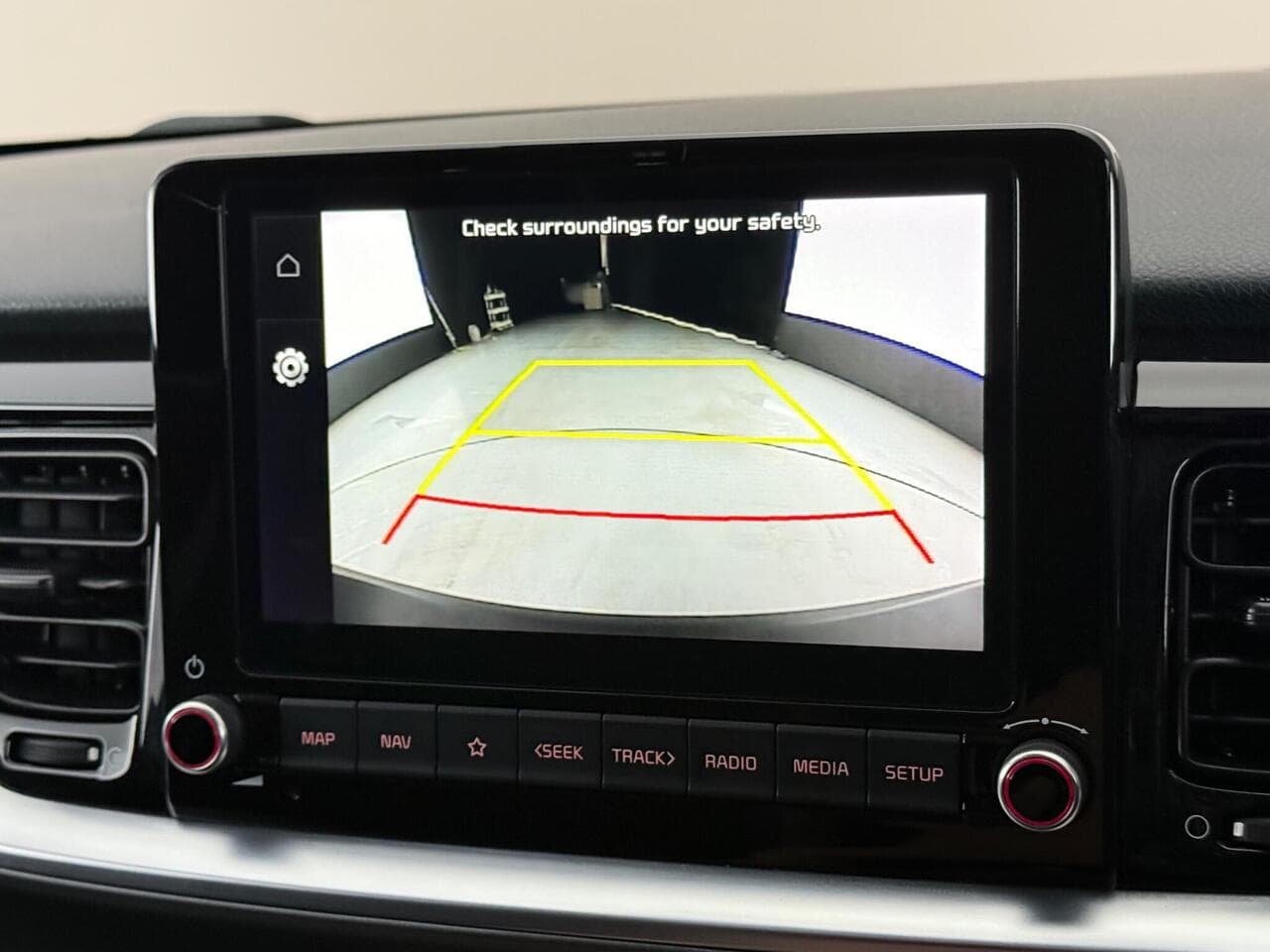 Kia Stonic thumbnail Infotainment System