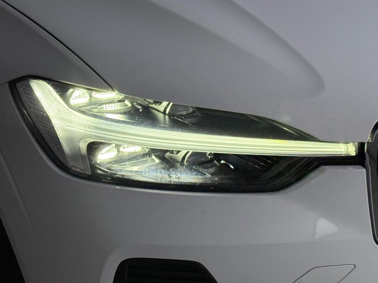 Volvo XC60 thumbnail Lights Front