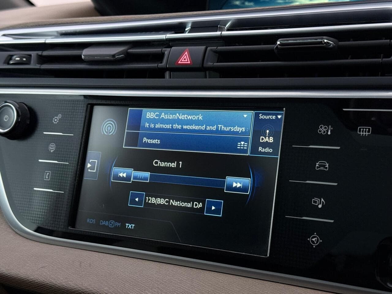Citroen Grand C4 Picasso thumbnail Infotainment System