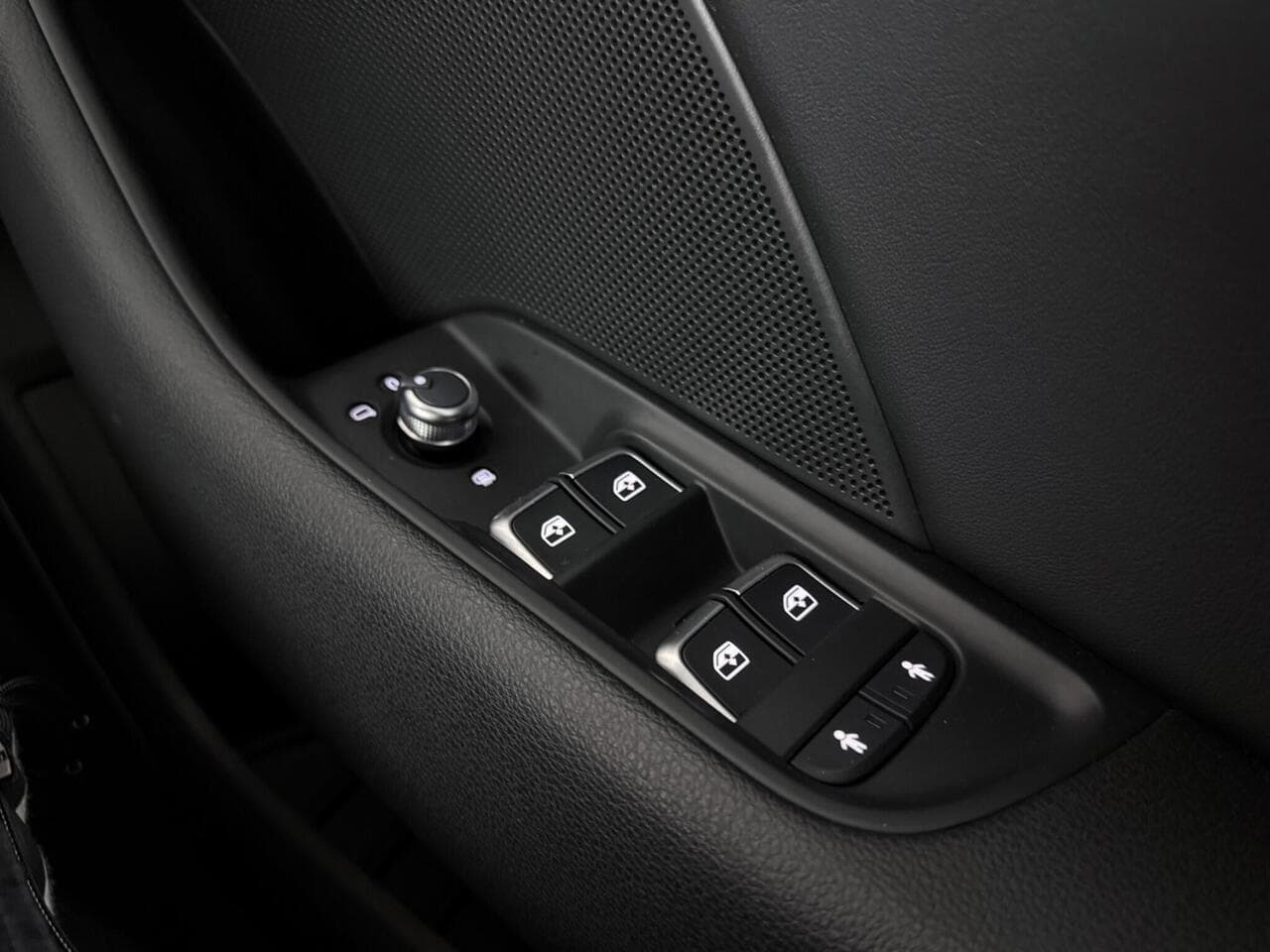 Audi A3 thumbnail Misc Controls