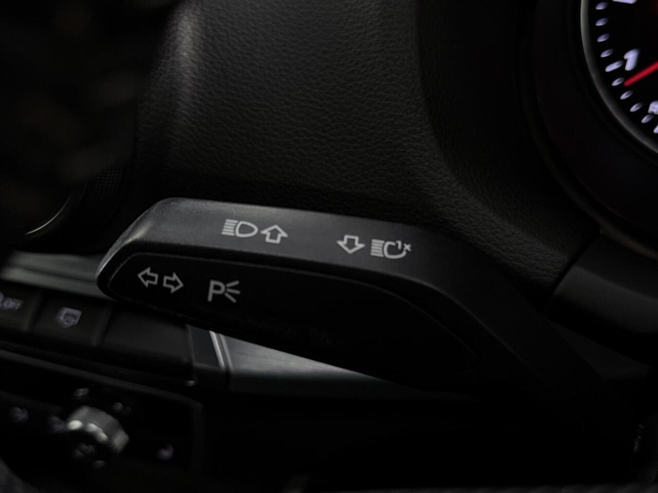 Audi Q2 thumbnail Misc Controls