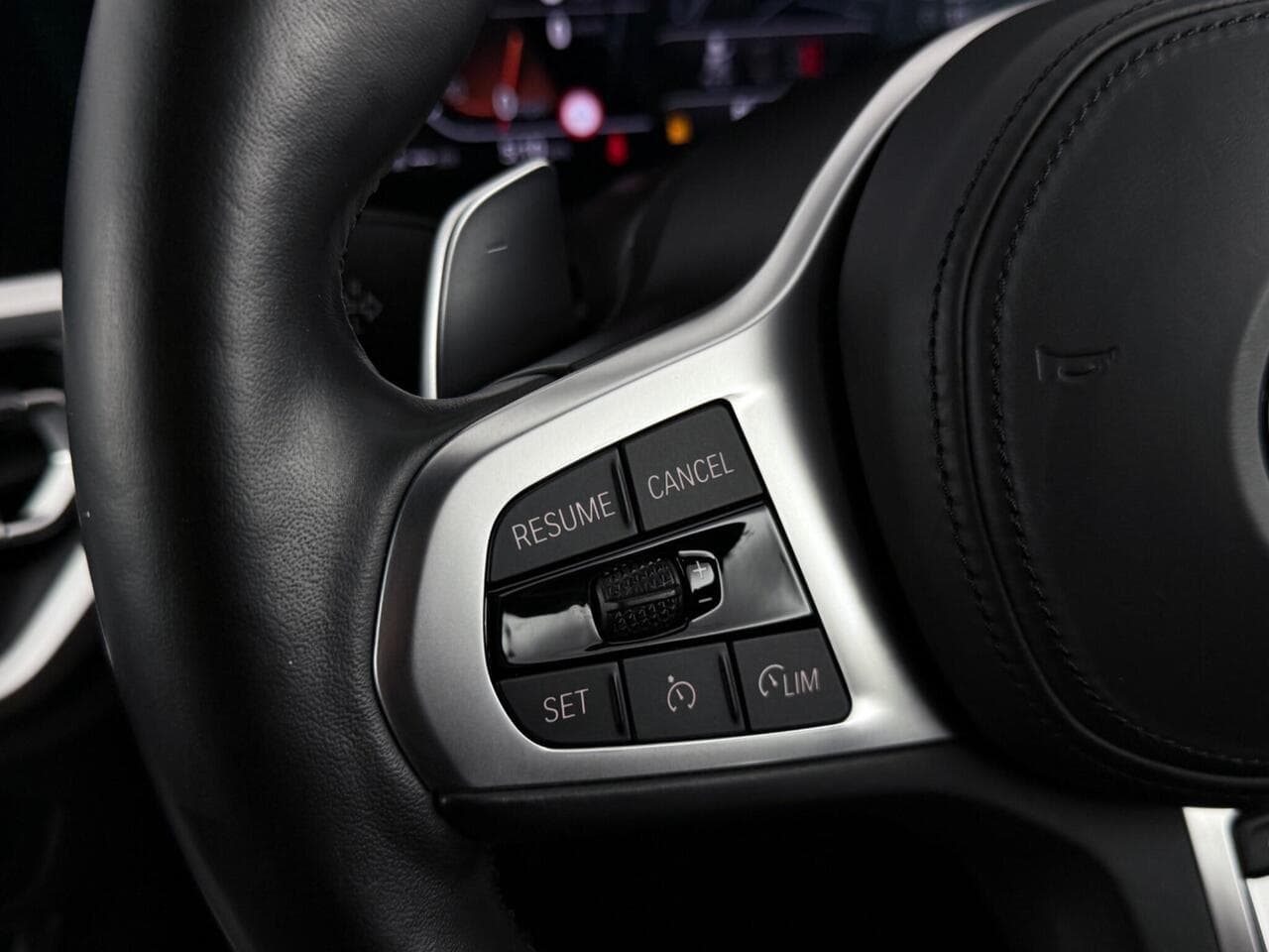 BMW 3 Series thumbnail Misc Controls