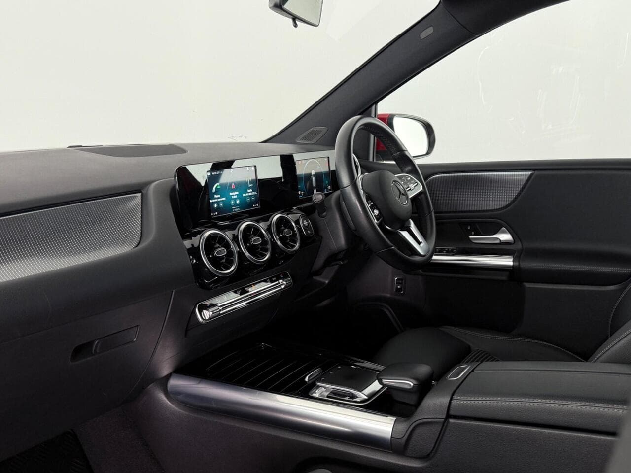 Mercedes-Benz B Class thumbnail Interior Front
