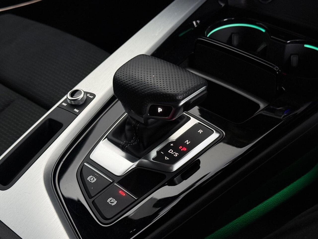 Audi A5 thumbnail Interior Front