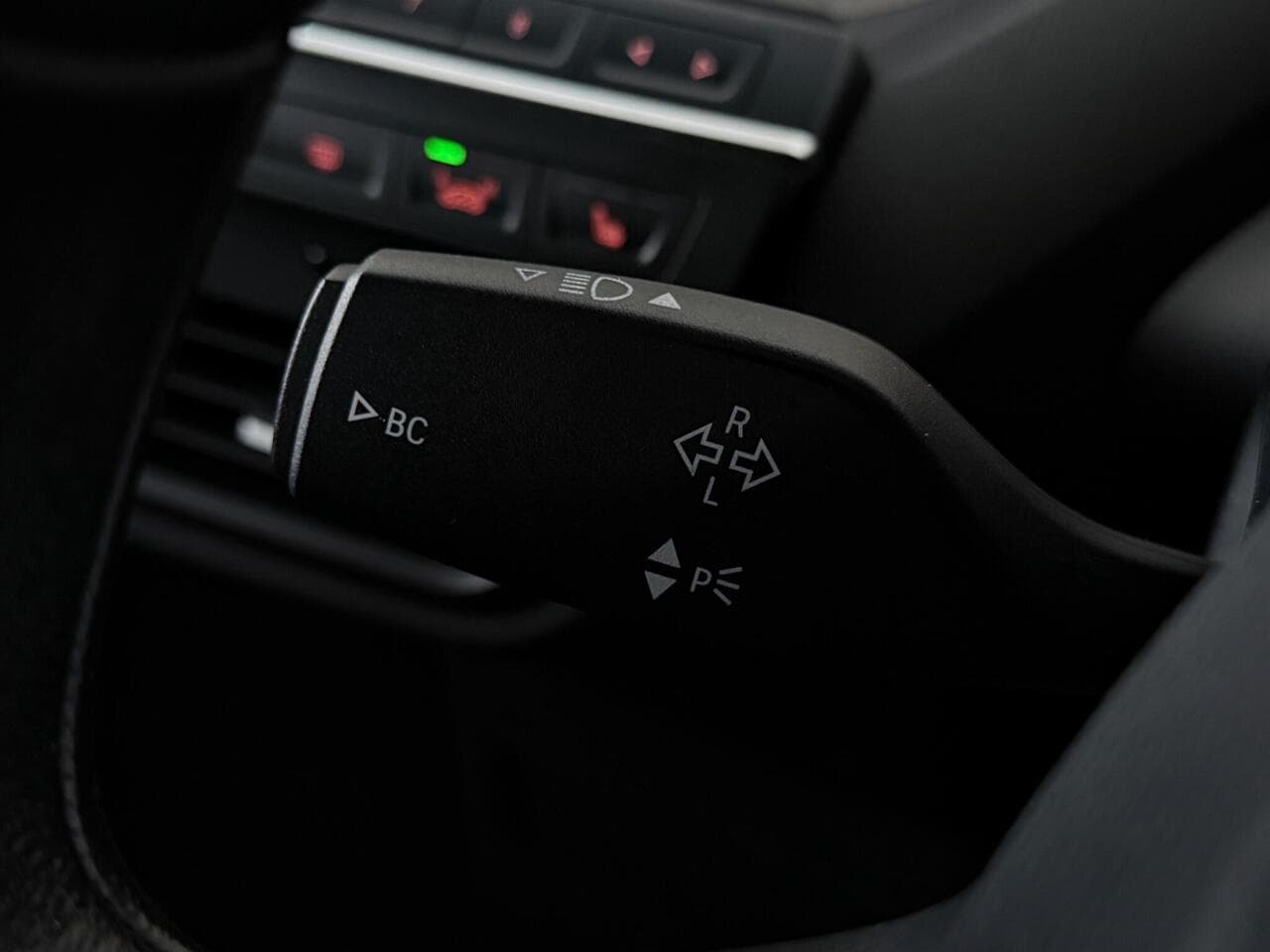 BMW i3 thumbnail Misc Controls