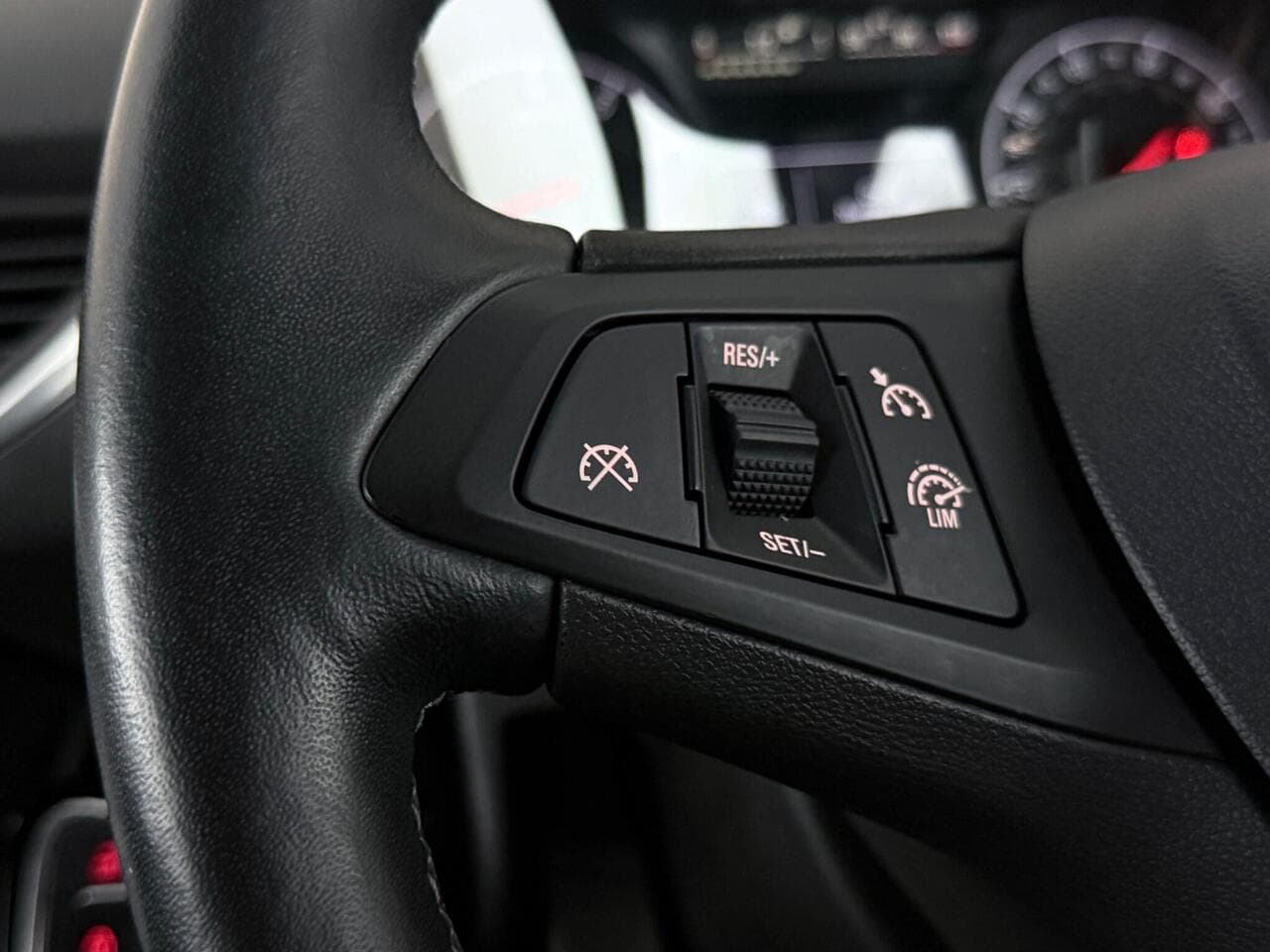 Vauxhall Corsa thumbnail Misc Controls