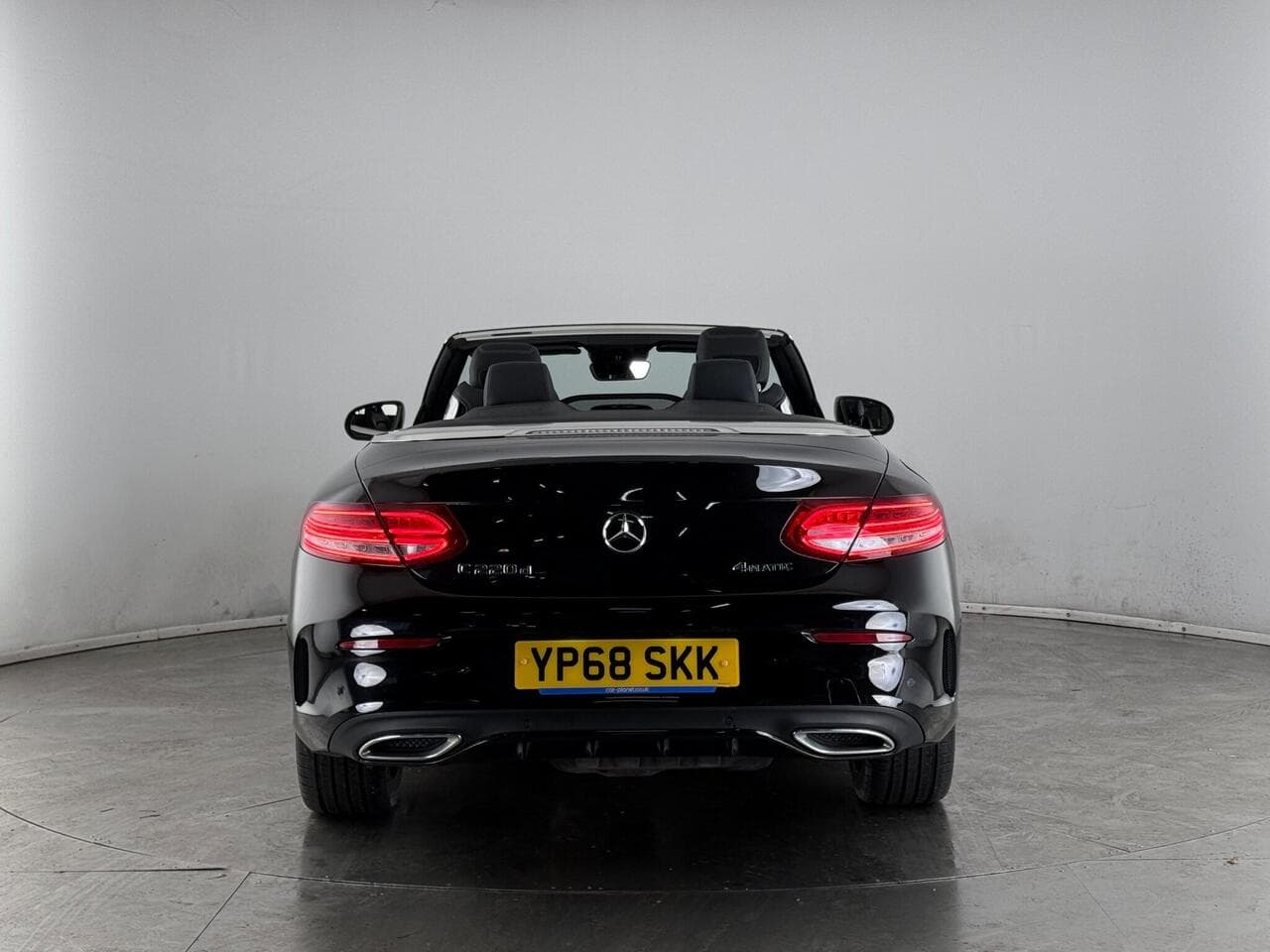 Mercedes-Benz C Class thumbnail Rear