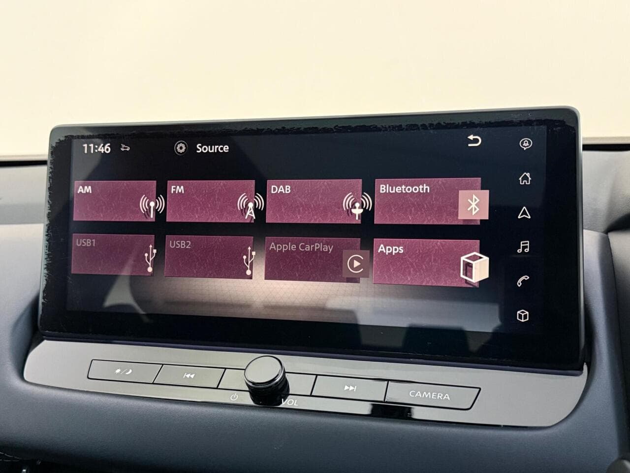 Nissan Qashqai thumbnail Infotainment System
