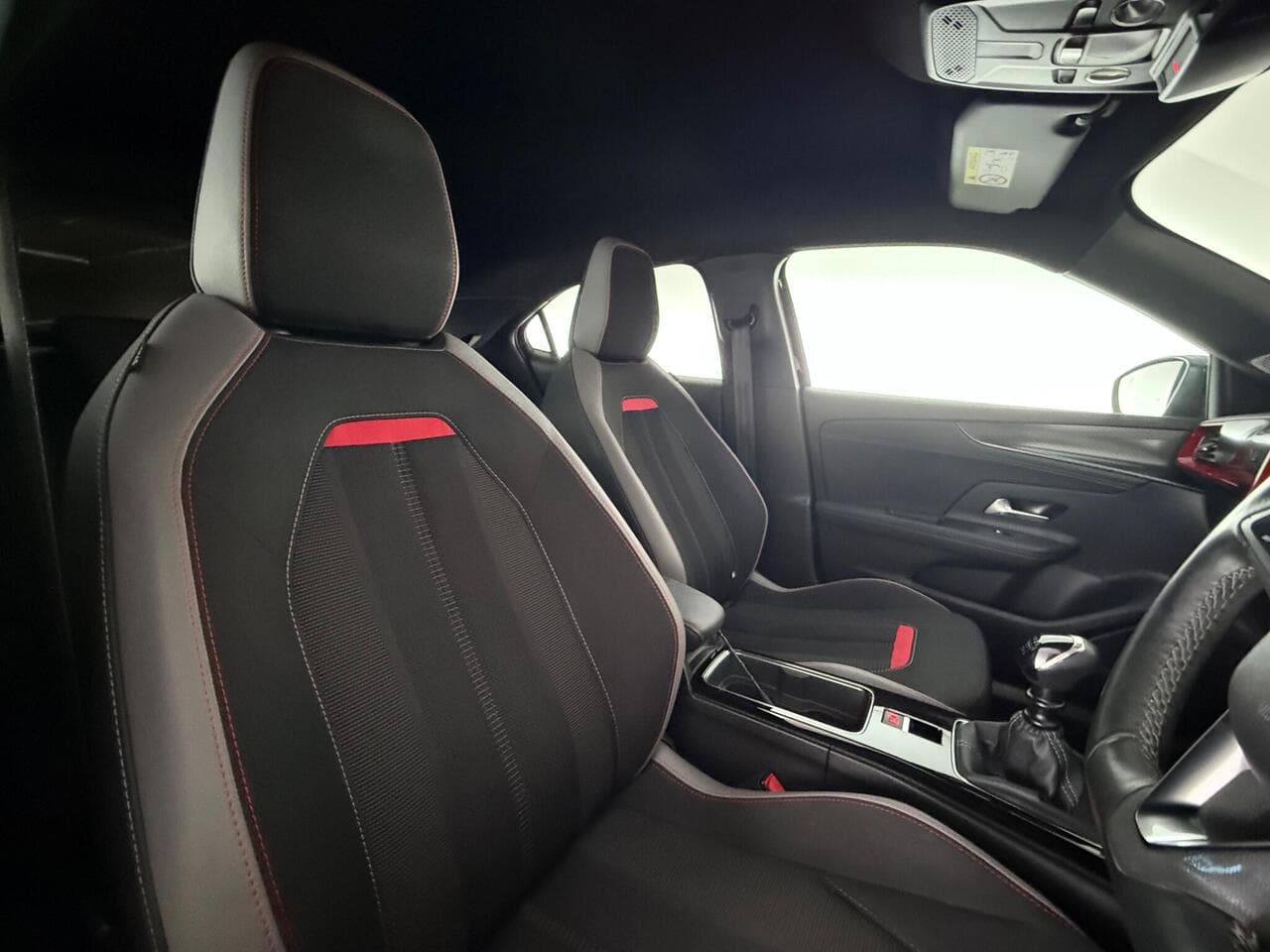 Vauxhall Mokka thumbnail Seat Driver