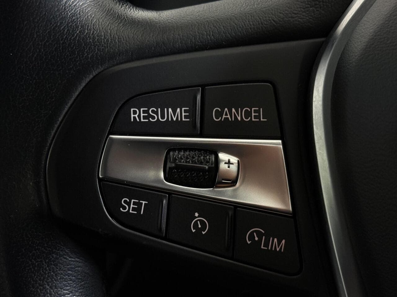 BMW 1 Series thumbnail Misc Controls