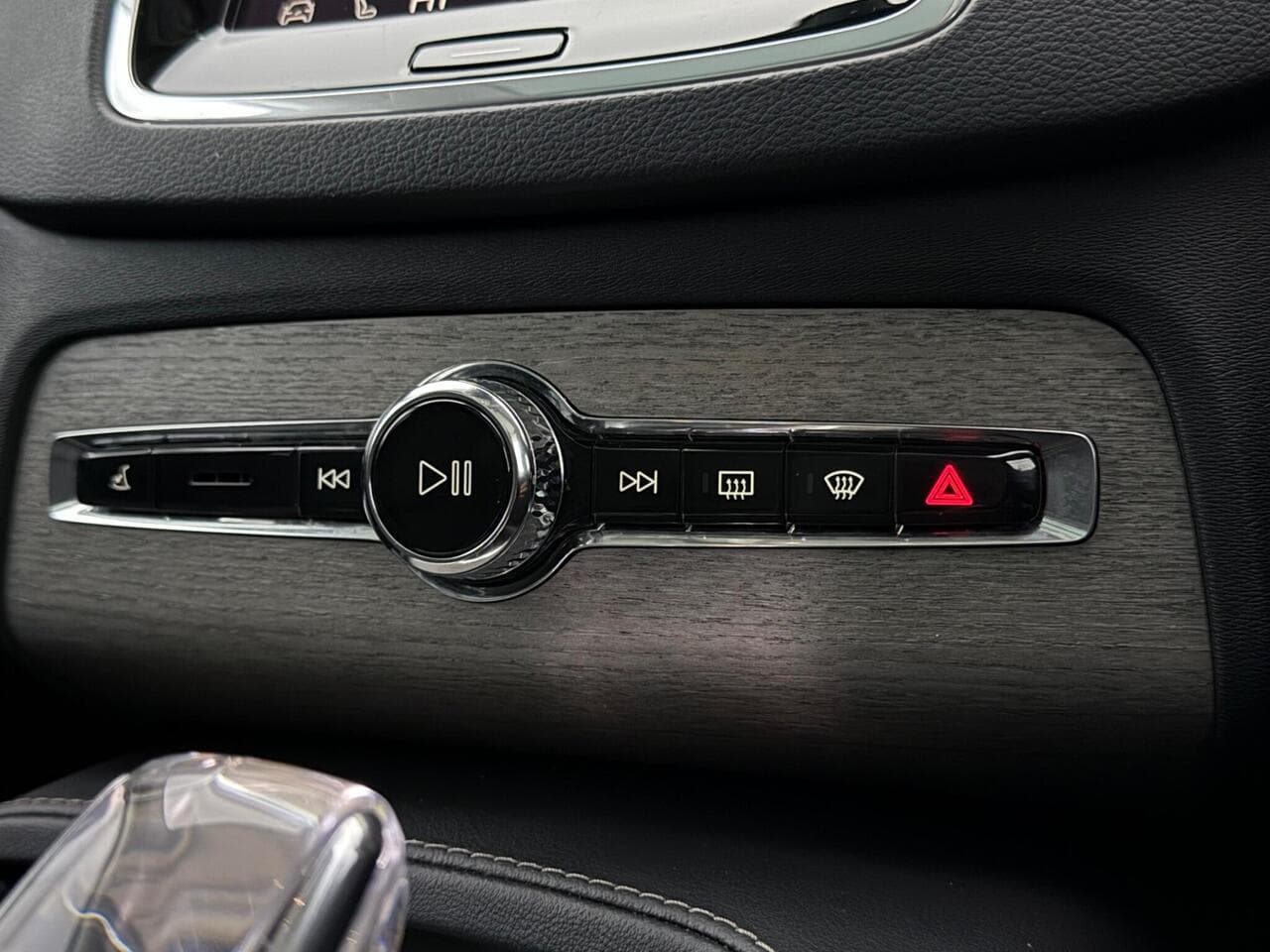 Volvo XC90 thumbnail Inconclusive