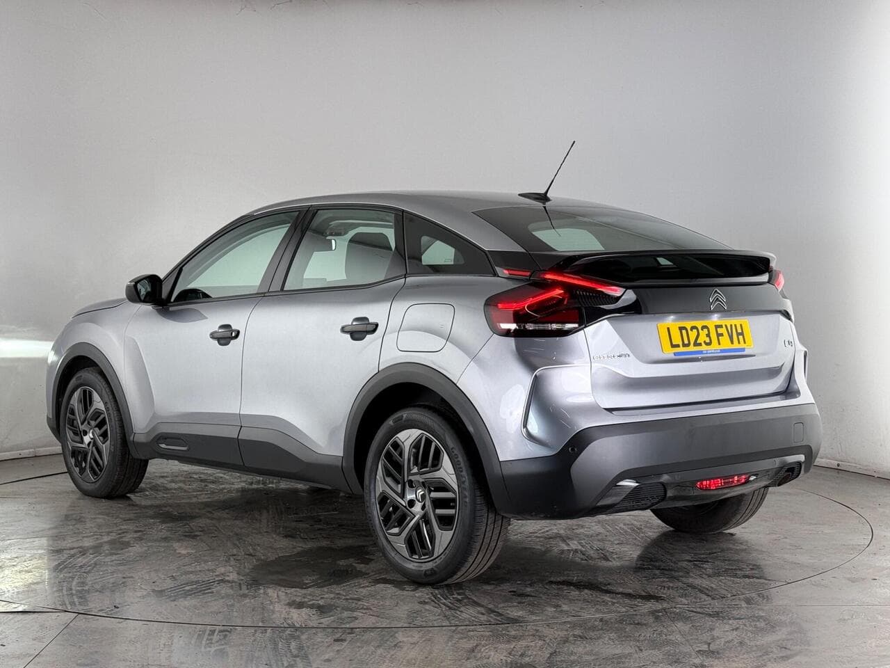 Citroen C4 thumbnail Rear Left