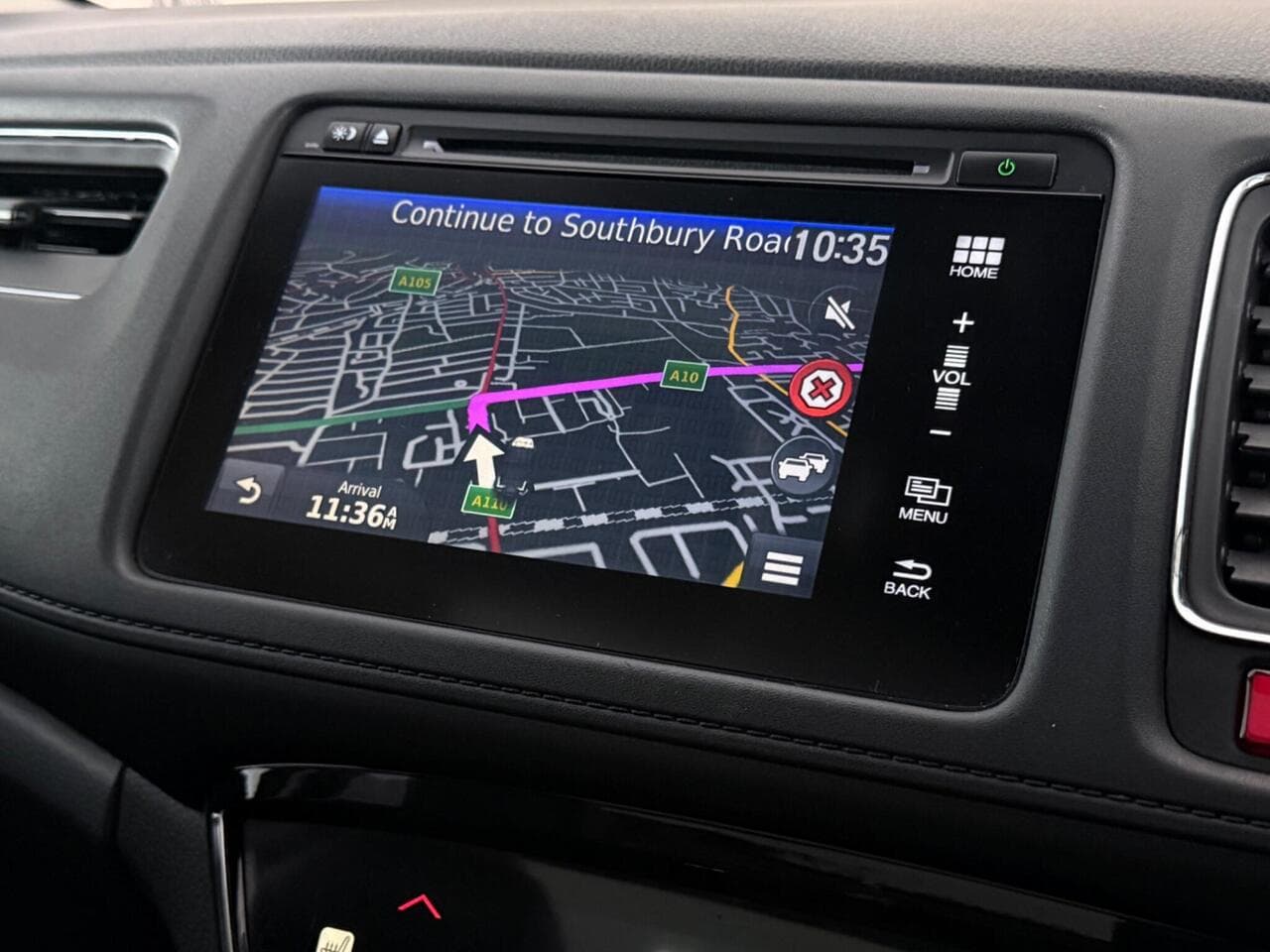 Honda HR-V thumbnail Infotainment System