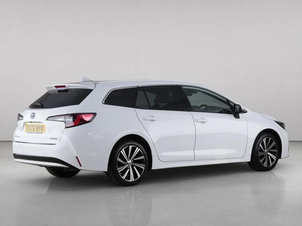 Toyota Corolla thumbnail Rear Right