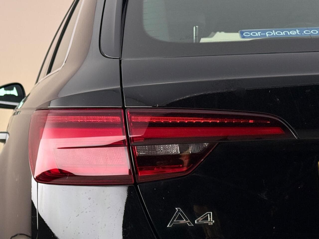 Audi A4 Avant thumbnail Lights Rear