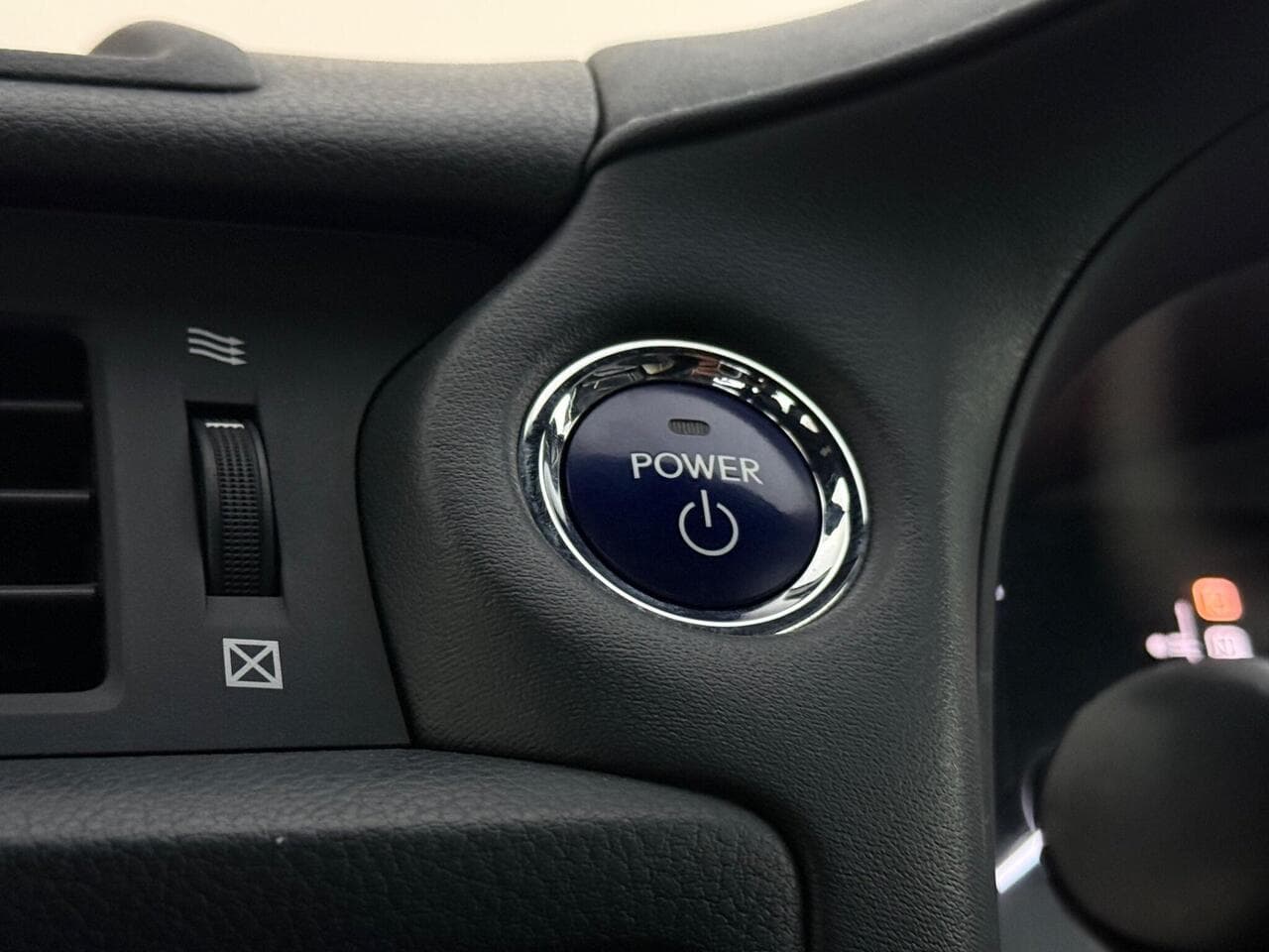 Lexus CT thumbnail Misc Controls