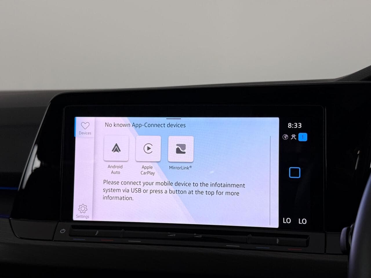 Volkswagen Golf thumbnail Infotainment System