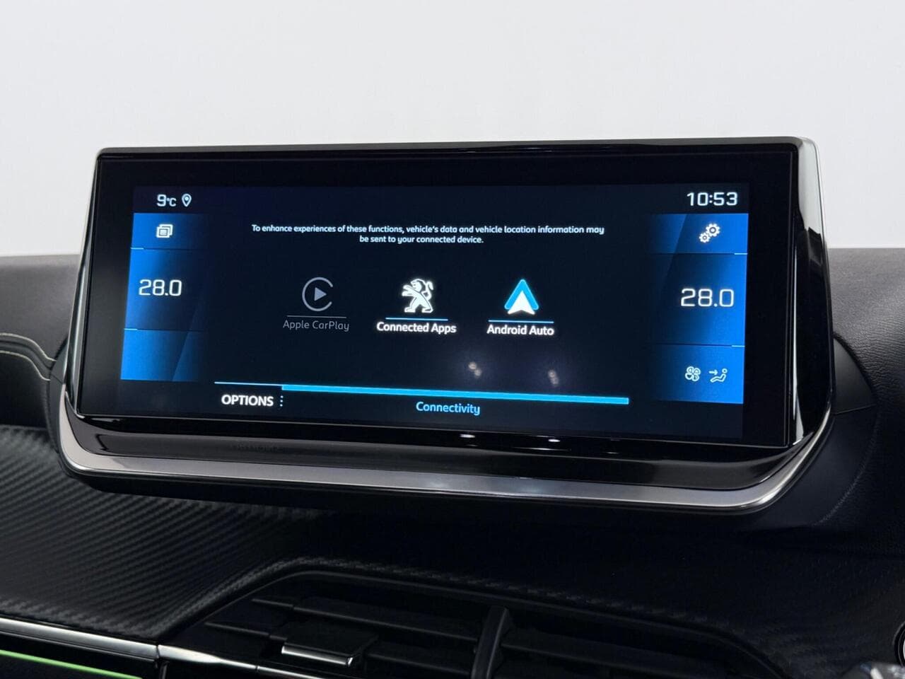 Peugeot 208 thumbnail Infotainment System