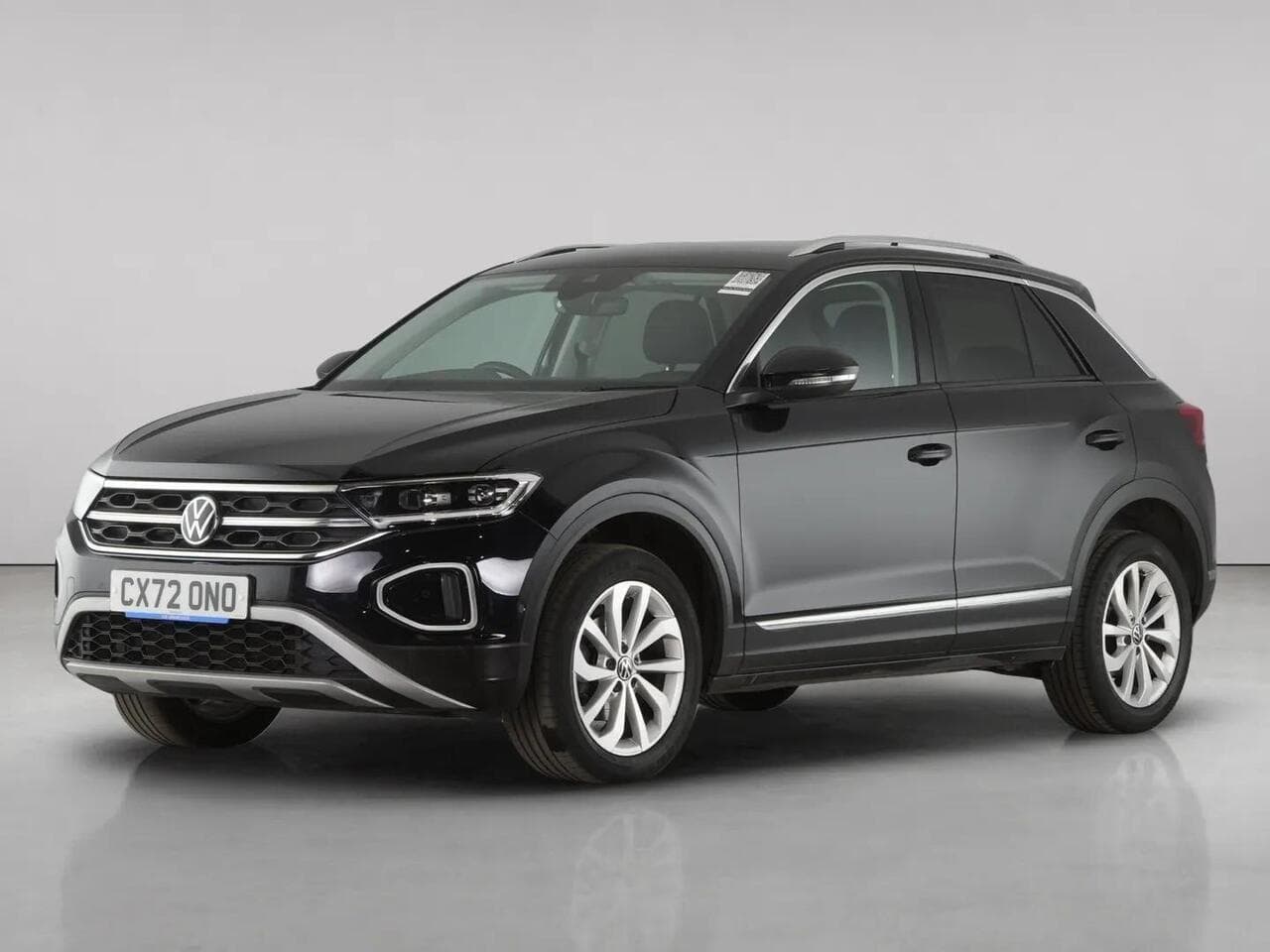 Volkswagen T-Roc thumbnail Front Left