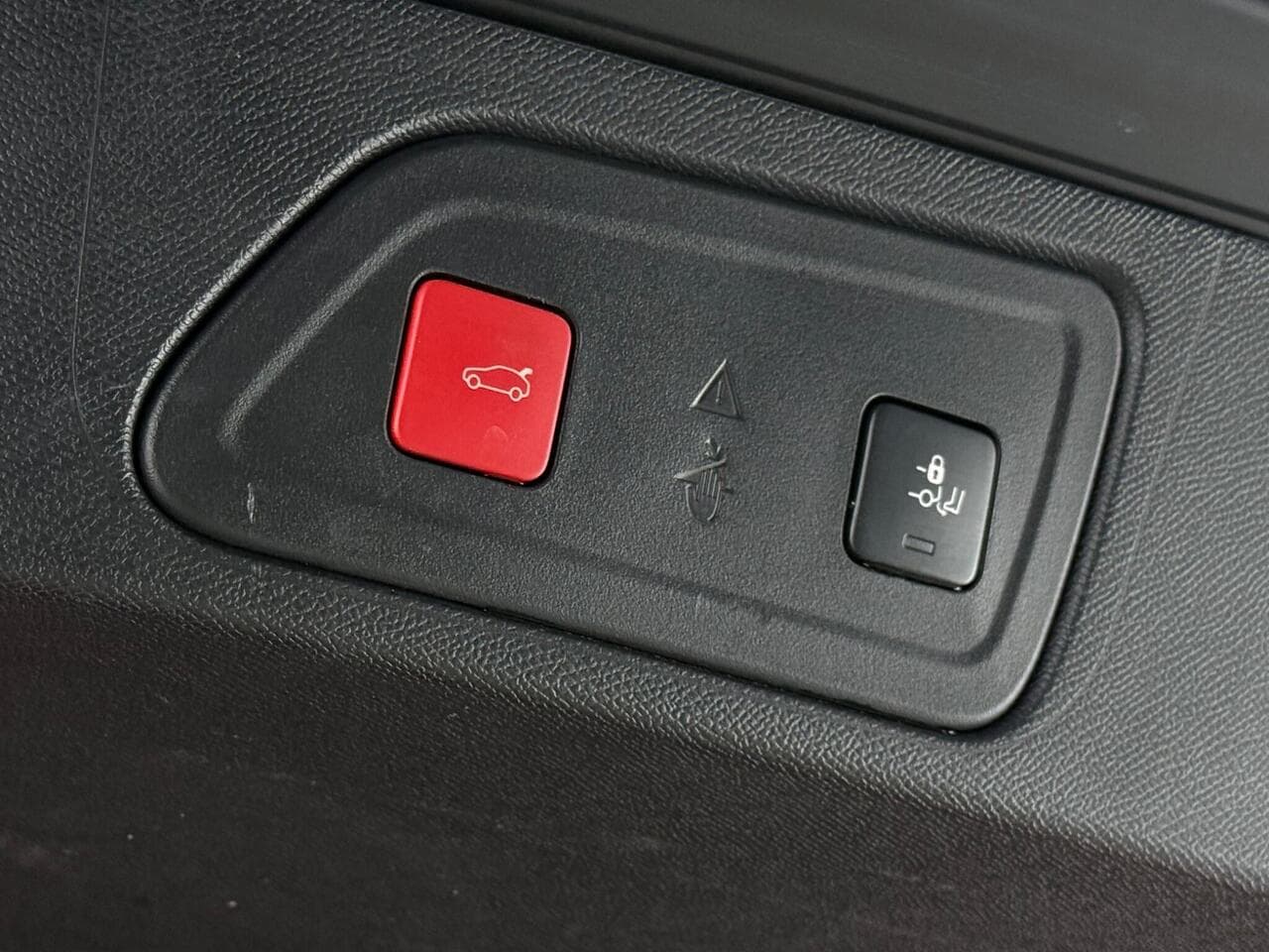 Citroen C5 Aircross thumbnail Misc Controls