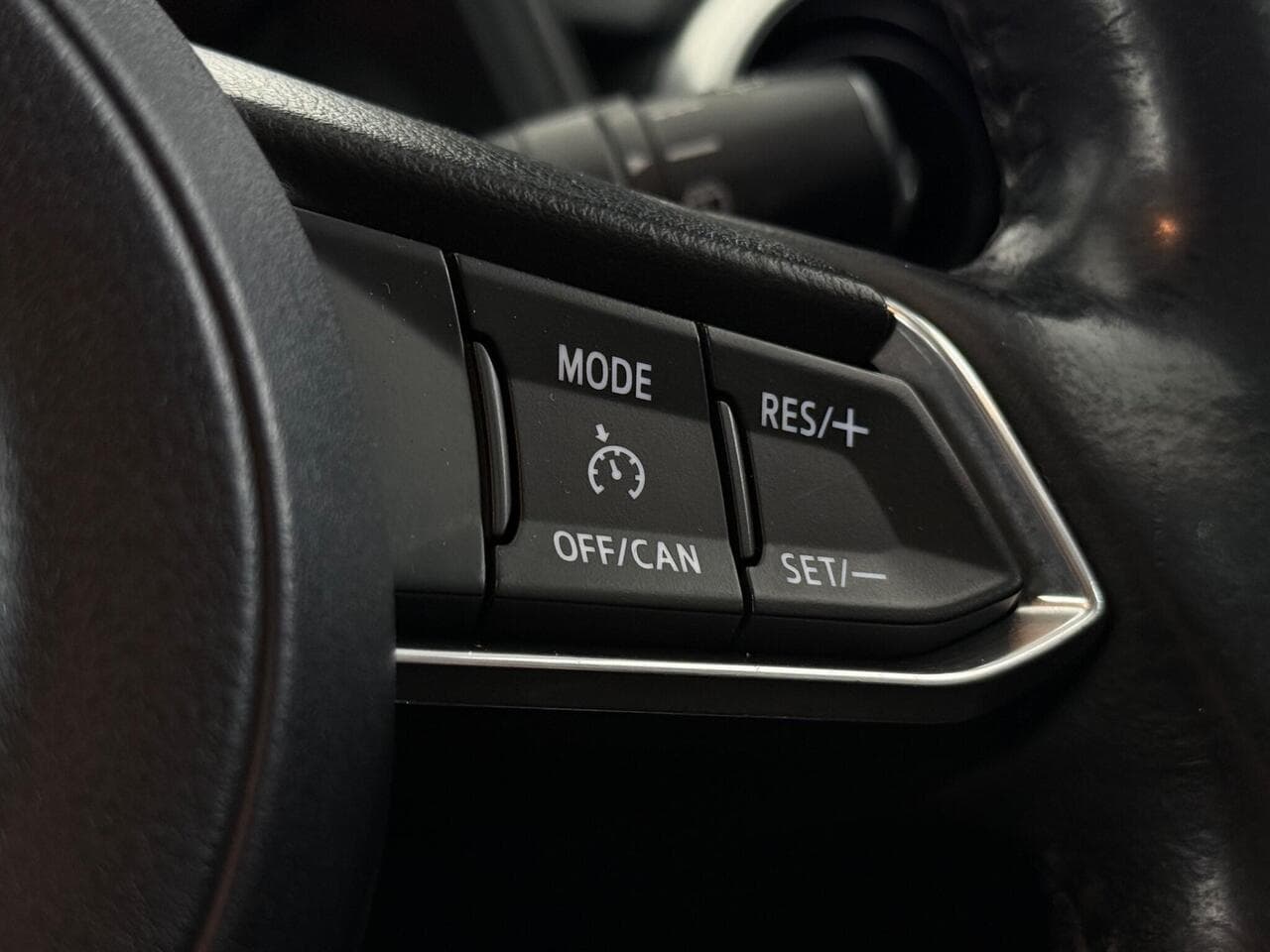 Mazda CX-3 thumbnail Misc Controls