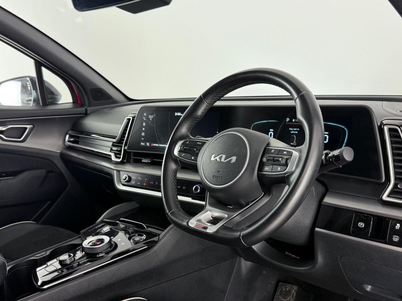 Kia Sportage thumbnail Interior Front