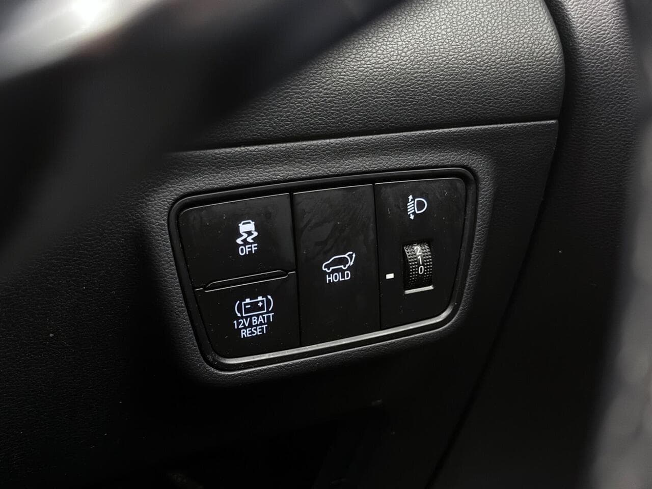 Hyundai TUCSON thumbnail Misc Controls