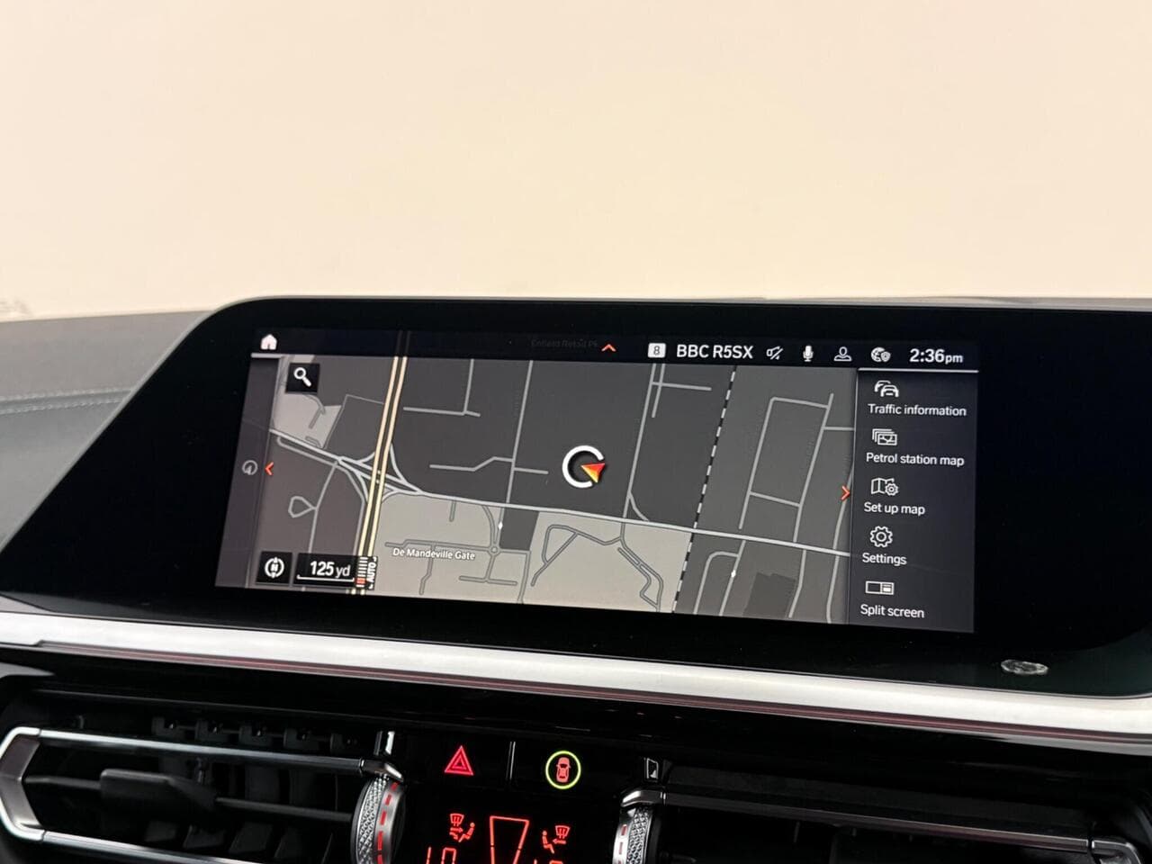 BMW Z4 thumbnail Infotainment System