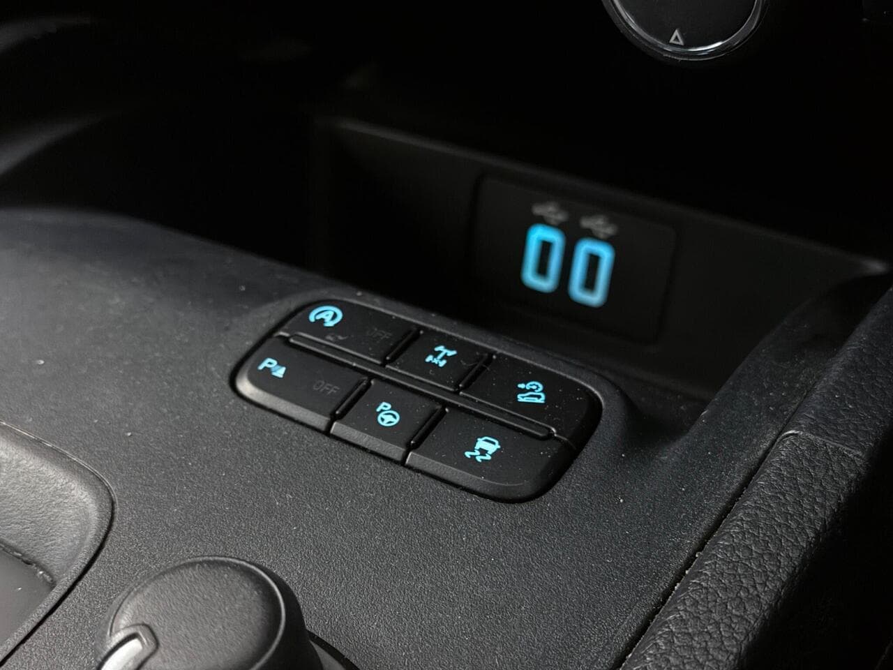 Ford Ranger thumbnail Misc Controls