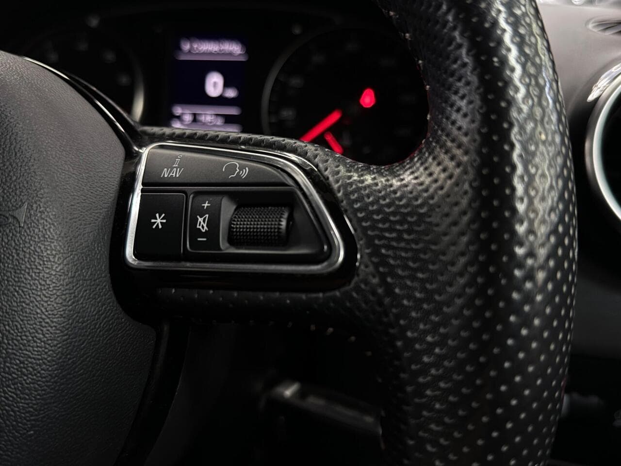 Audi A1 thumbnail Misc Controls