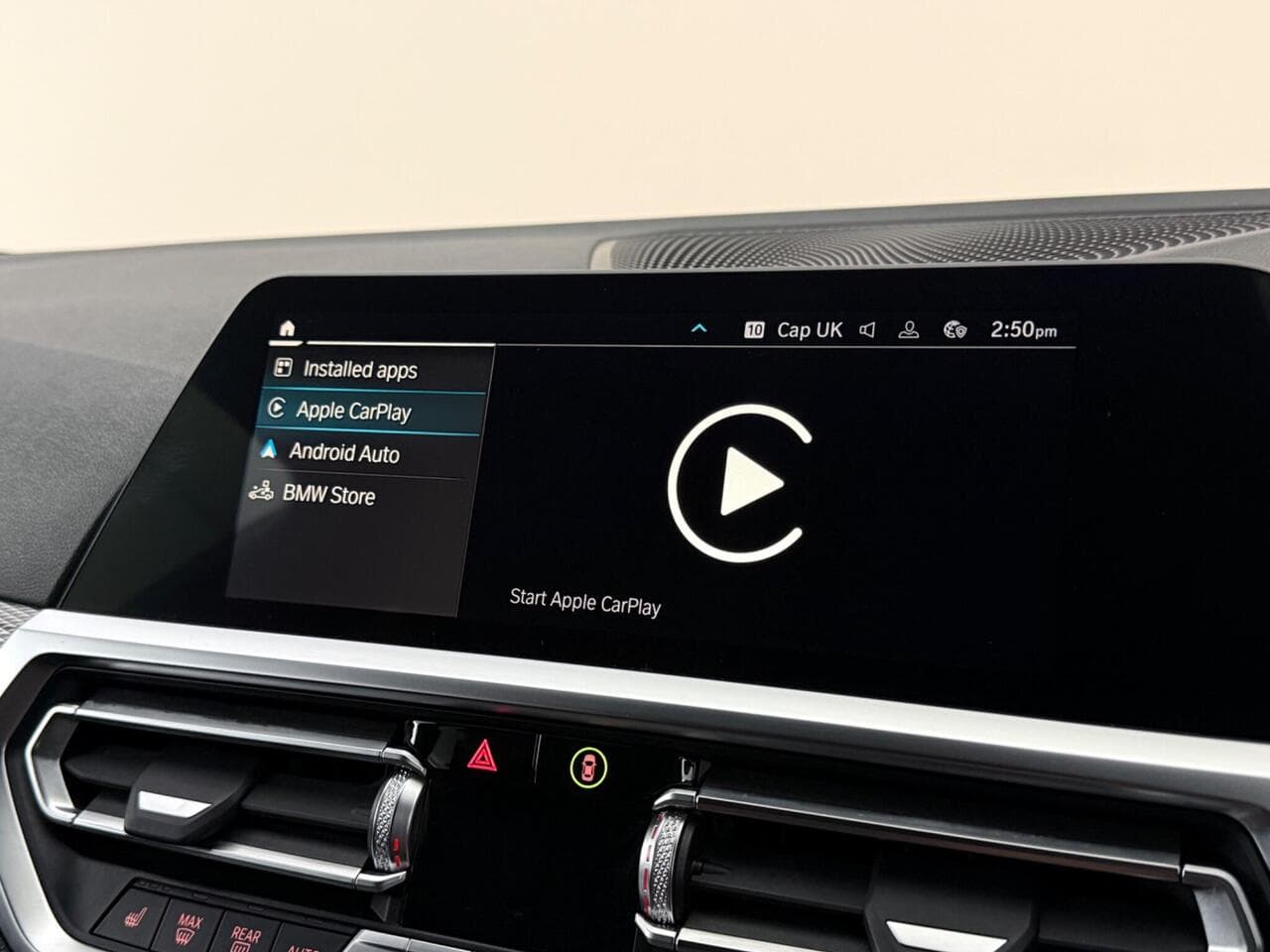BMW 3 Series thumbnail Infotainment System