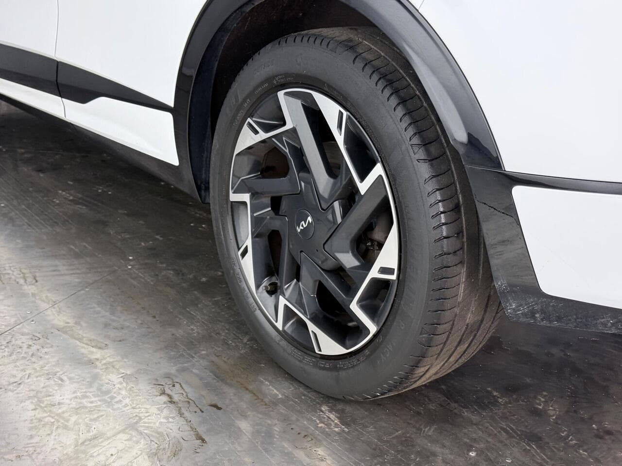 Kia Sportage thumbnail Wheel