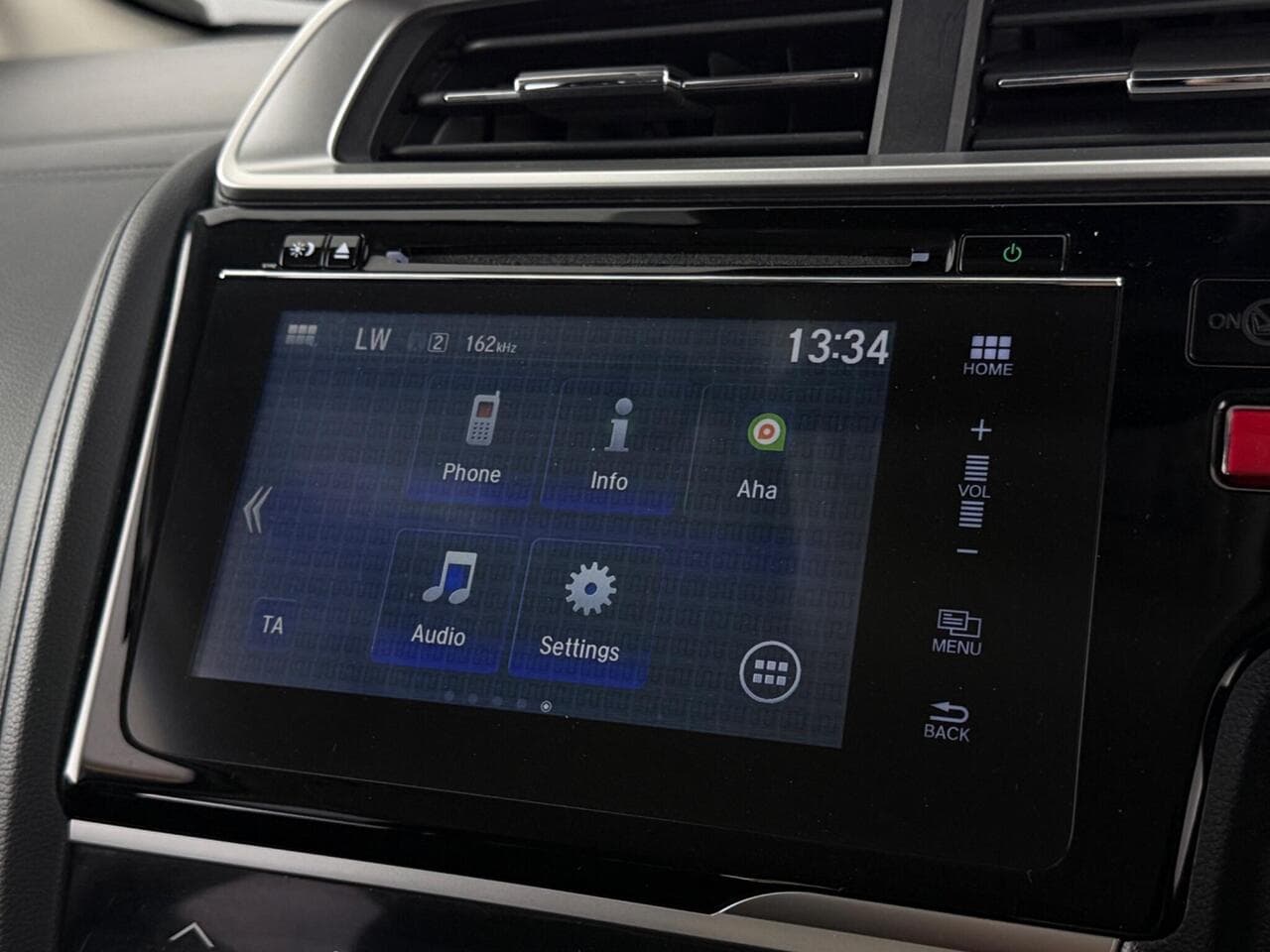 Honda Jazz thumbnail Infotainment System