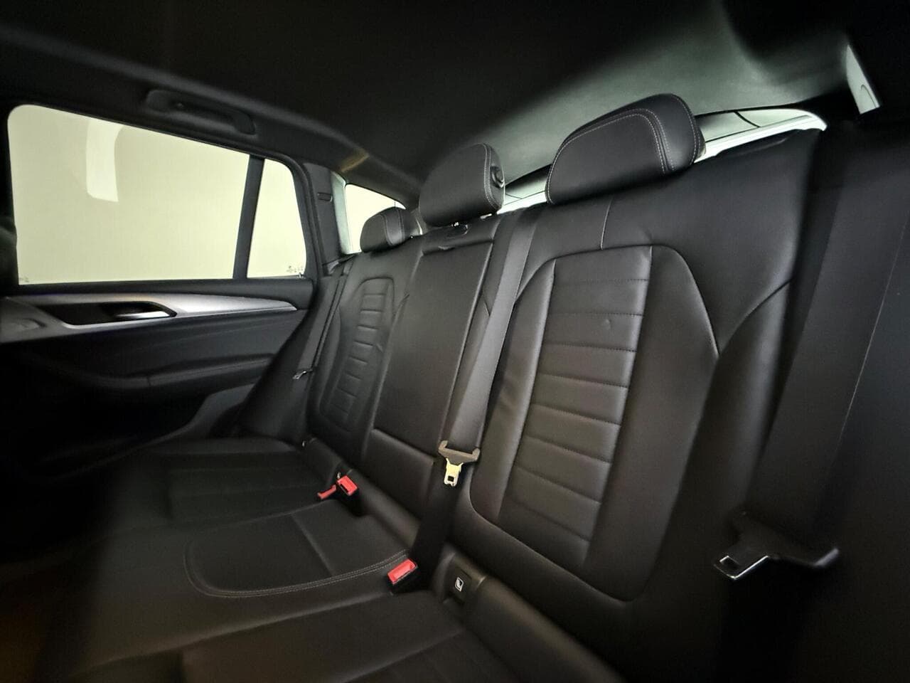 BMW X3 thumbnail Seats Rear