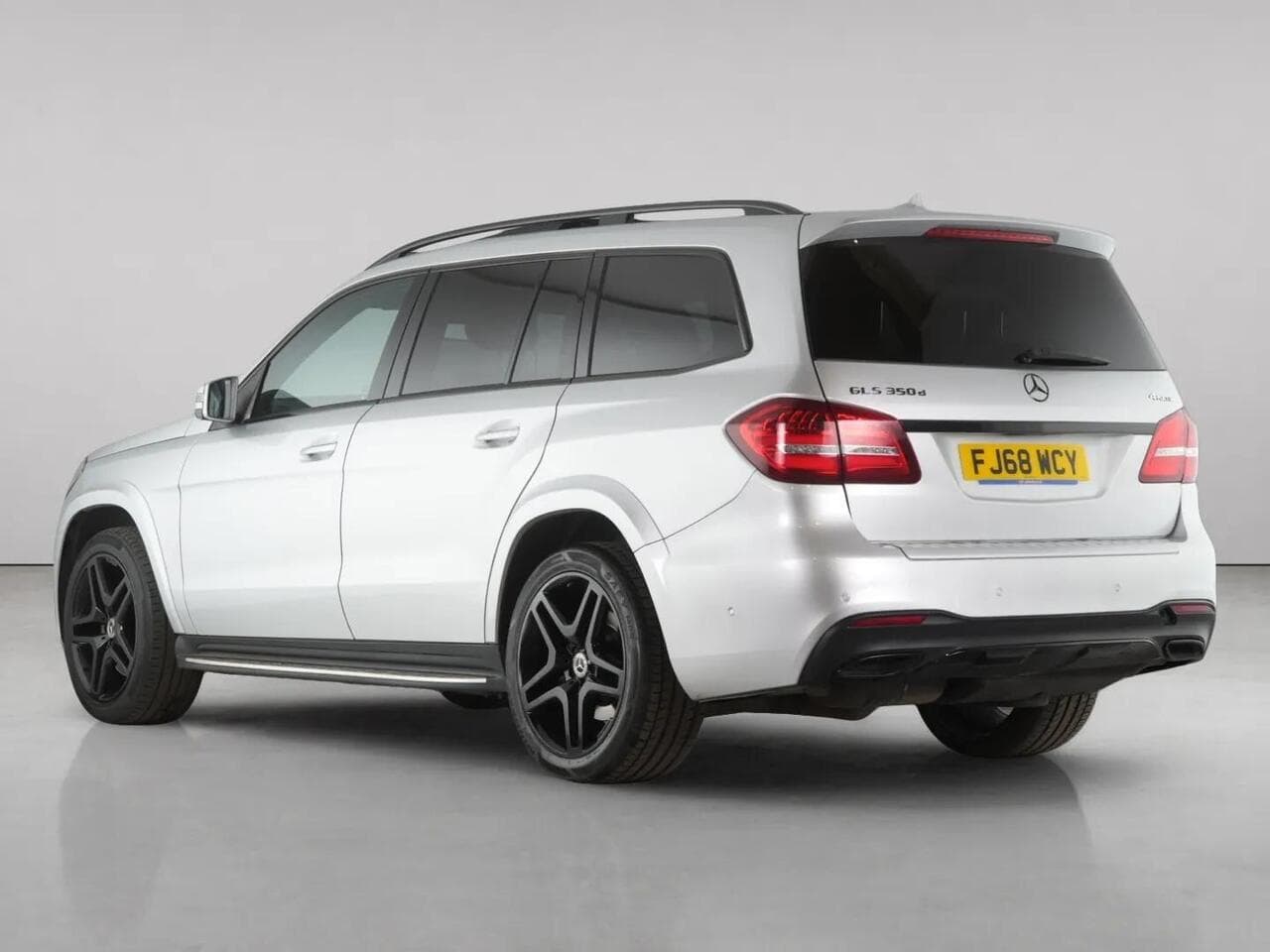 Mercedes-Benz GLS thumbnail Rear Left