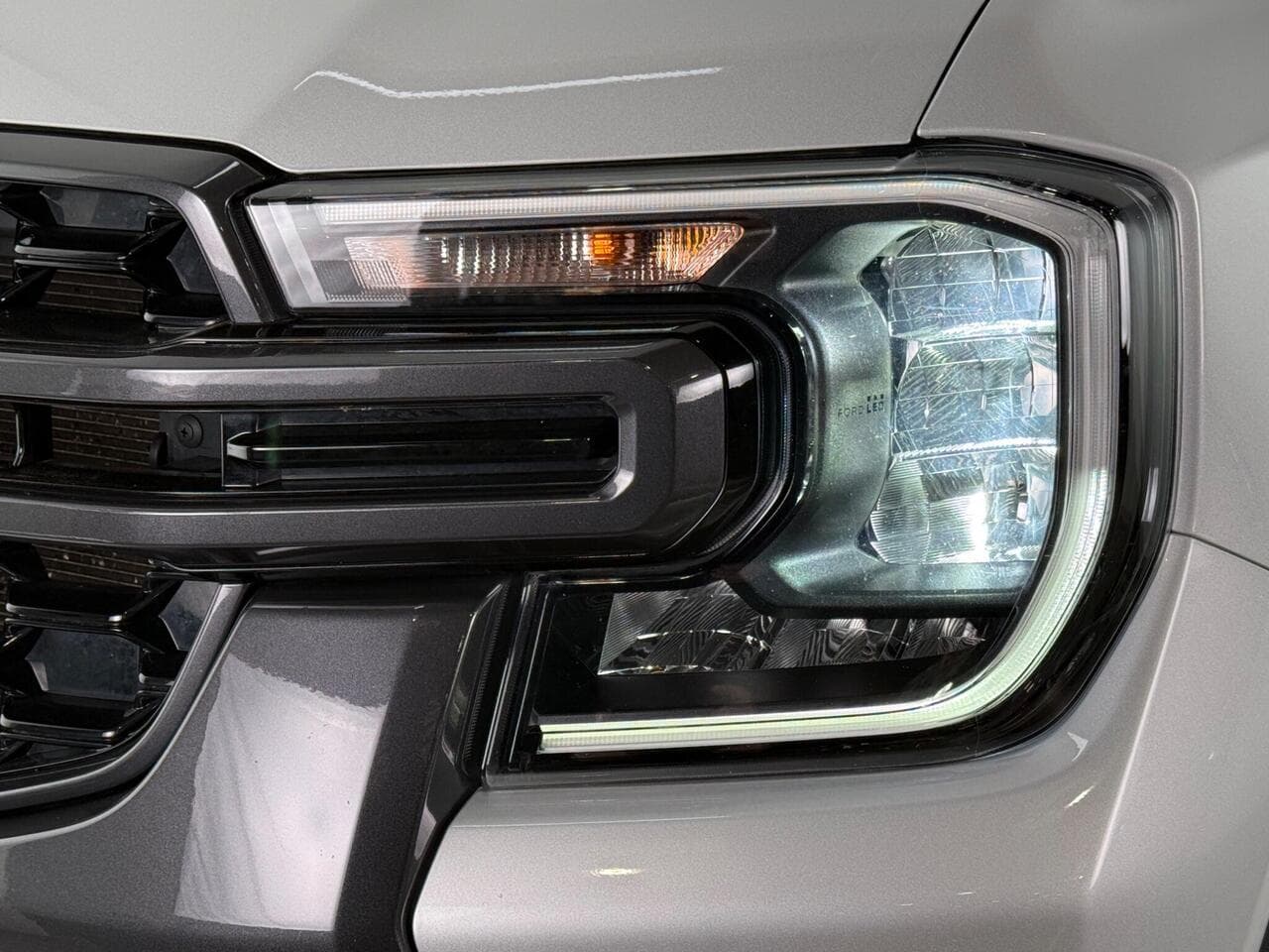 Ford Ranger thumbnail Lights Front