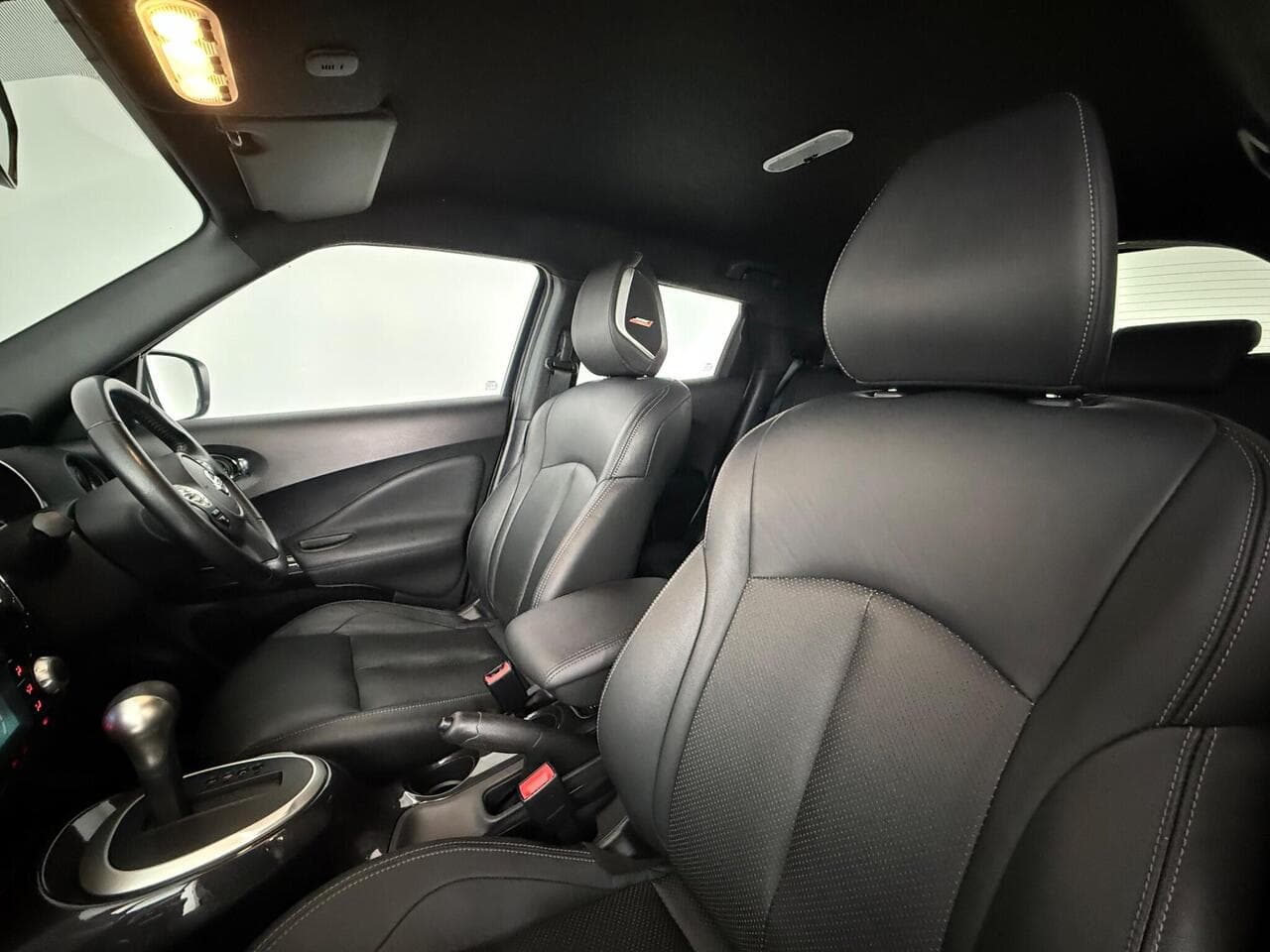 Nissan Juke thumbnail Seat Front Passenger