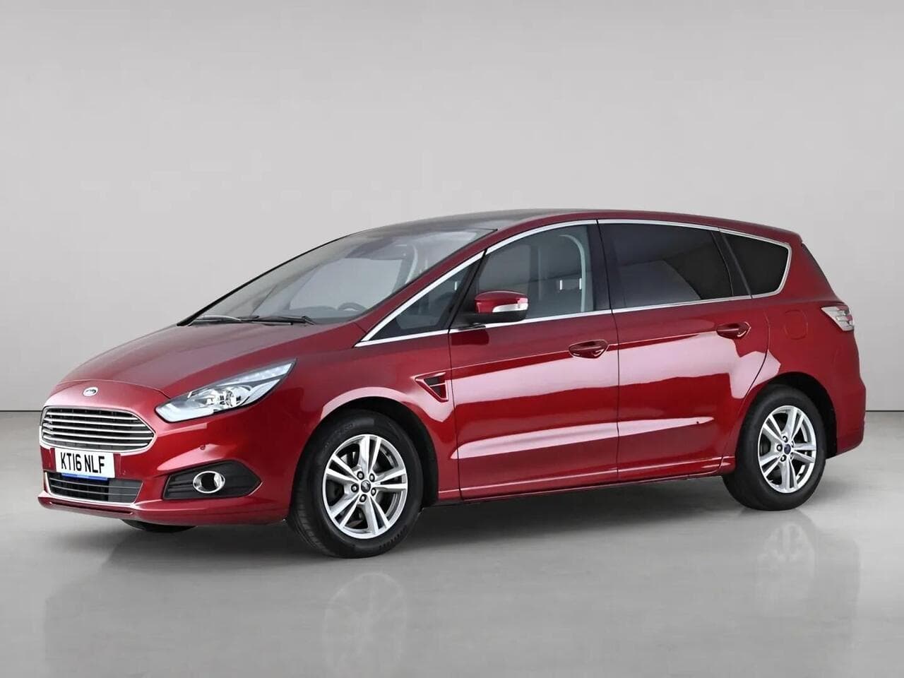 Ford S-Max thumbnail Front Left