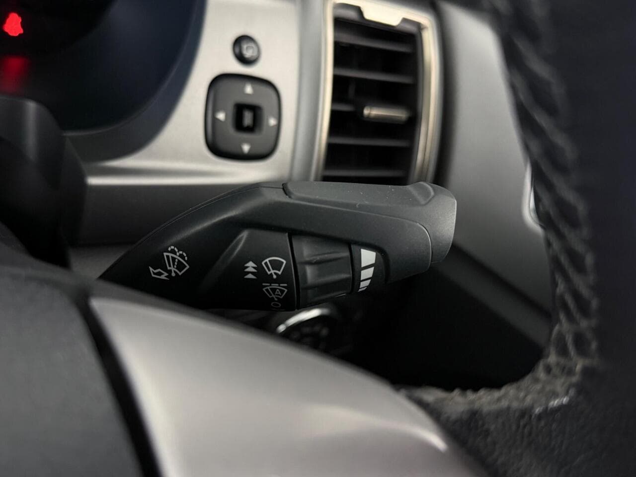 Ford Ranger thumbnail Misc Controls