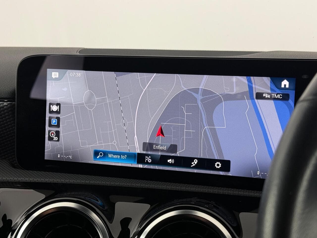 Mercedes-Benz A Class thumbnail Infotainment System