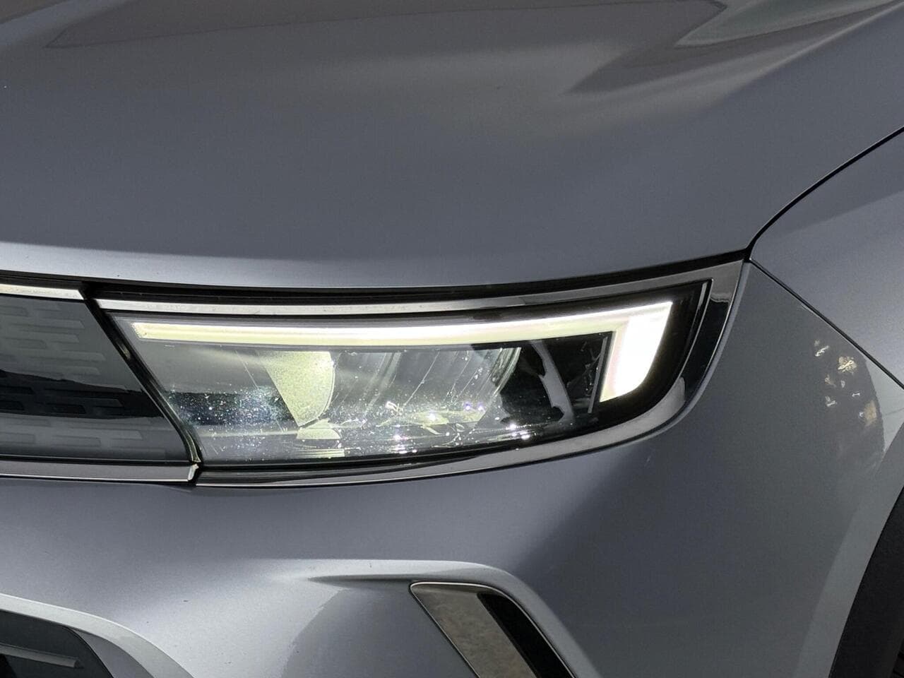 Vauxhall Mokka thumbnail Lights Front